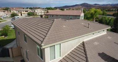 4k Uav İHA Uçuş Araştırmaları Konut Çatı Döşeme Denetimi