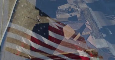 4k Hayaletli Amerikan Bayrağı Dalgalanması Yeni Ev İnşaat Alanının İnsansız Hava Görüntüsü