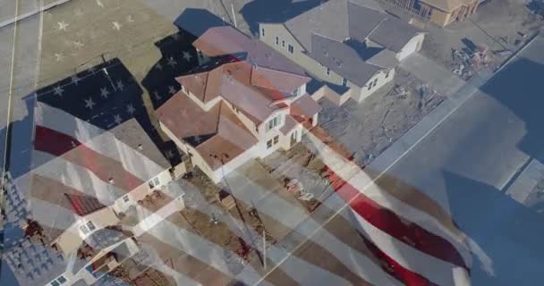 Bandeira Americana Fantasma Acenando Com Vista Aérea Drone Fundo Local — Vídeo de Stock