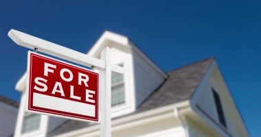 Güzel Özel Ev ve Satılık Emlak Tabelasının 4k Yavaş Tavası