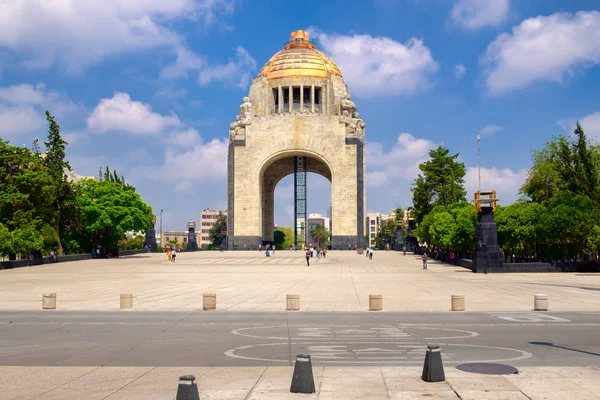 Het Monument Voor Revolutie Mexico Stad Een Mooie Zomerdag — Stockfoto