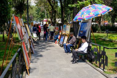 Mexico City, Meksika - Temmuz 14,2018: San melek mahalle satan resim sergisi ve geleneksel sanat eserleri ünlü Cumartesi Pazar
