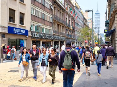 Sokak sahne içinde tarihi merkezi Mexico City