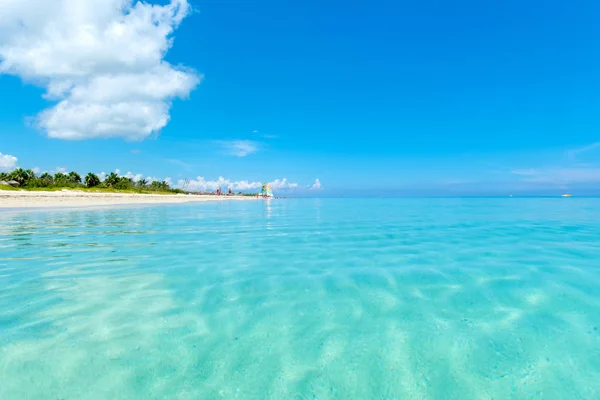 Pięknej Plaży Varadero Kubie Słoneczny Letni Dzień — Zdjęcie stockowe