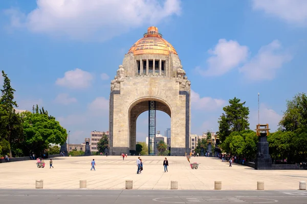 墨西哥城革命纪念碑 — 图库照片