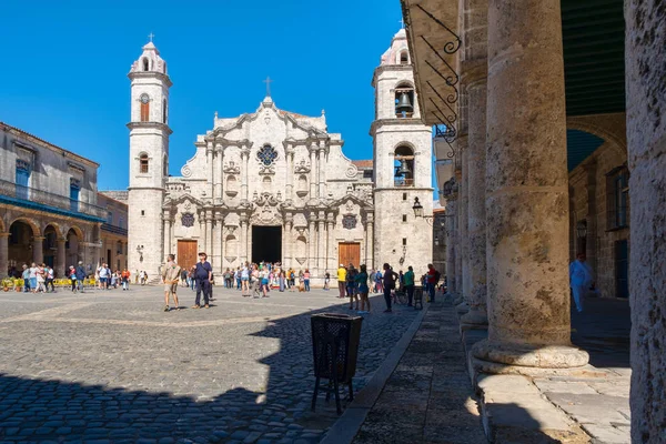 Kathedraal Van Havana Aangrenzende Vierkante Koloniale Paleizen — Stockfoto