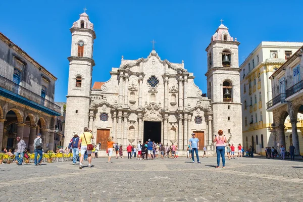 Havana Katedrali Bitişik Kare Sömürge Saraylar — Stok fotoğraf