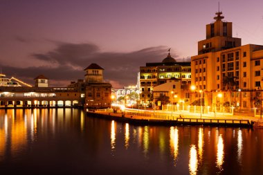 Eski Havana Körfezi manzaralı geceleri