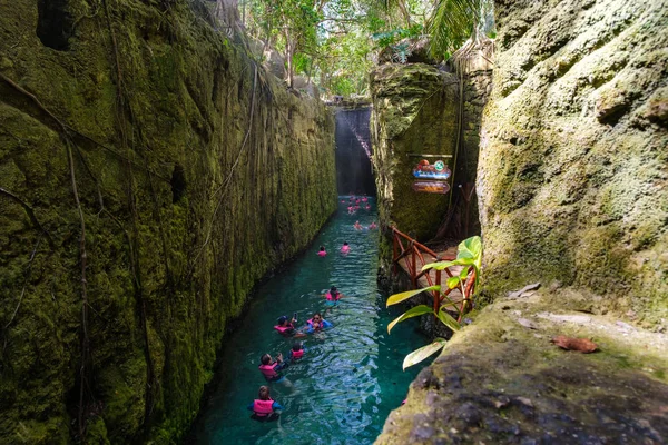 Underground river at XCaret park on the Mayan Riviera in Mexico — Stock Photo, Image