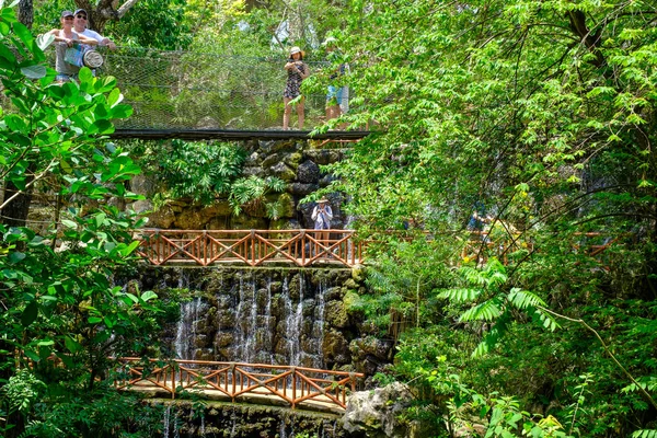 O aviário no parque XCaret na Riviera Maia no México — Fotografia de Stock