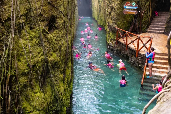 Underground river at the XCaret park on the Mayan Riviera in Mexico — Stock Photo, Image