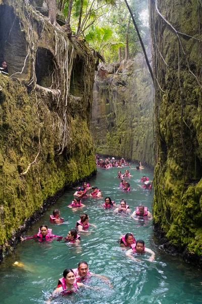 Undergrunns-elv ved XCaret park på Mayan Riviera i Mexico – stockfoto