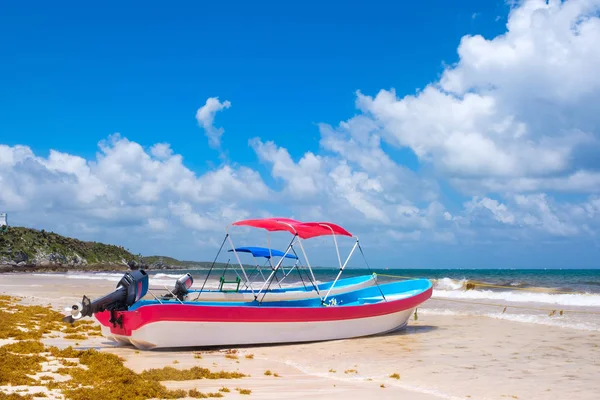 Пляж в Тулуме на хребте Майя в Мексике — стоковое фото