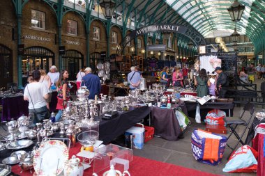 Londra'daki Covent Garden'daki Apple Market