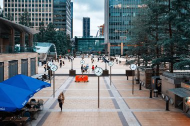 Canary Wharf, Londra'nın iş ve finans merkezi
