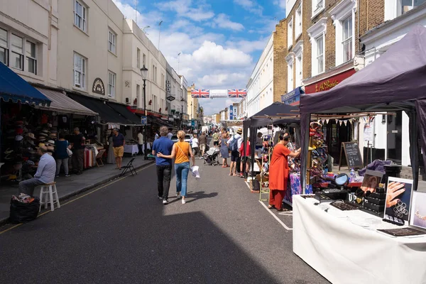 Słynny Targ uliczny Portobello Road w Londynie — Zdjęcie stockowe