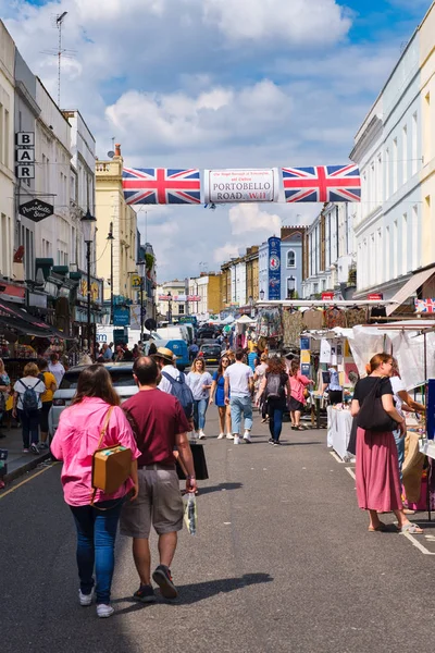 Słynny Targ uliczny Portobello Road w Londynie — Zdjęcie stockowe