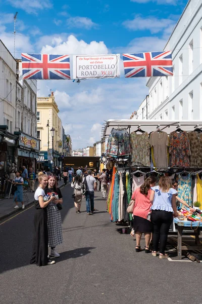 Słynny Targ uliczny Portobello Road w Londynie — Zdjęcie stockowe