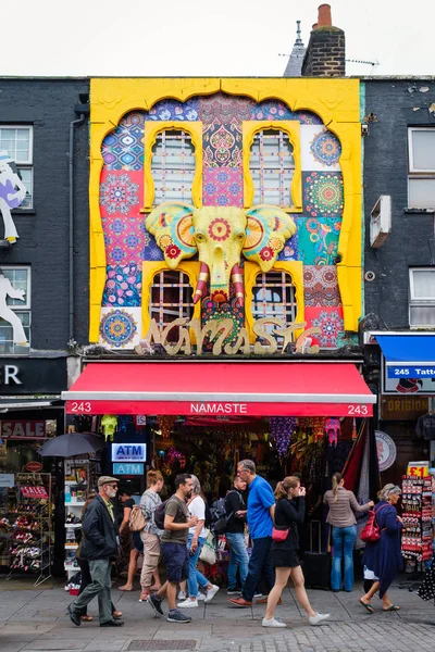 Londra'daki ünlü Camden Pazarı — Stok fotoğraf