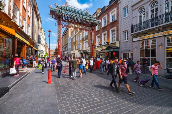 Chinatown w Londynie w słoneczny letni dzień — Zdjęcie stockowe