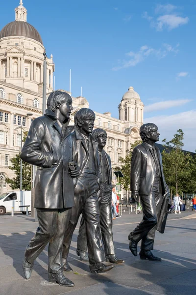 Iconic bronze statues of the four Beatles in Liverpool — ストック写真