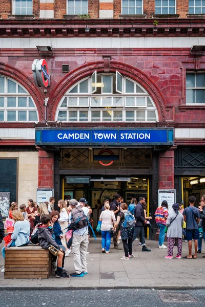 Londra Daki Camden Town Metro Istasyonu — Stok fotoğraf