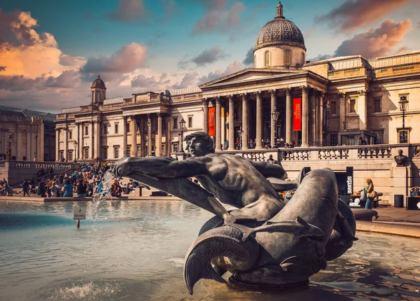 Trafalgarské Náměstí Národní Galerie Londýně Při Západu Slunce — Stock fotografie