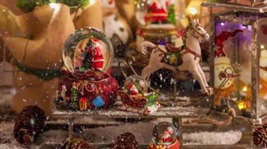 Gelecek sezon için Noel süslemesi