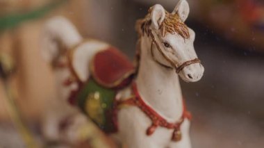 Gelecek sezon için Noel süslemesi