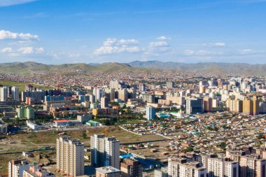 Moğolistan 'ın başkenti Ulaanbaatar' ın havadan görünüşü, yaklaşık Haziran 2019
