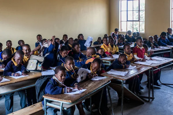 Piggs Peak Swaziland Juillet Étudiants Orphelins Non Identifiés Juillet 2008 — Photo