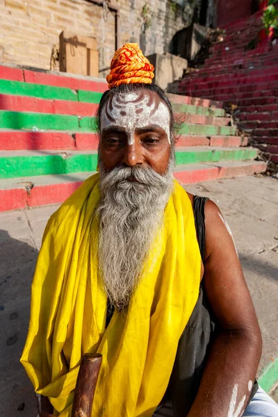 Inde Varanasi Avril 2011 Homme Sadhu Non Identifié Front Peint — Photo