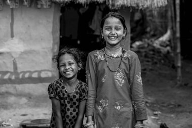 RAXAUL, INDIA - yaklaşık Kasım 2013 Kimliği belirsiz Hintli çocuklar, Kasım 2013 Raxaul, Bihar, Hindistan.