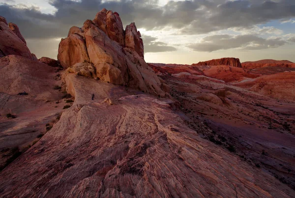 五彩缤纷的落日景观 火谷国家公园的岩石 — 图库照片