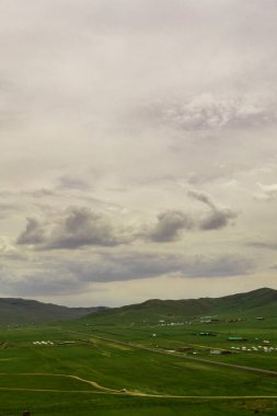 Moğolistan kırsalının havadan görünüşü, Moğolistan 'ın başkenti Ulaanbaatar' a yakın, yaklaşık 20 Haziran.