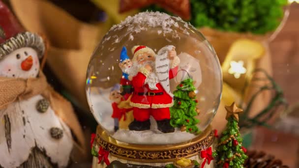 Noel Süslemesi Kar Küresi Noel Baba Gelecek Sezon Için Içinde — Stok video