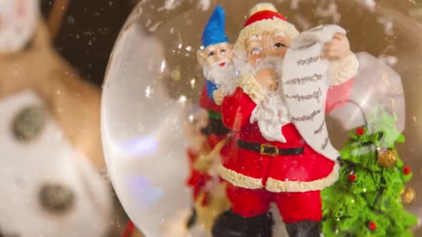 Decorazione Natalizia Con Sfera Neve Babbo Natale Stagione Dell Avvento — Video Stock