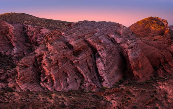Różowe Skały Góry Doliny Ognia Epickim Zachodem Słońca Tle — Zdjęcie stockowe