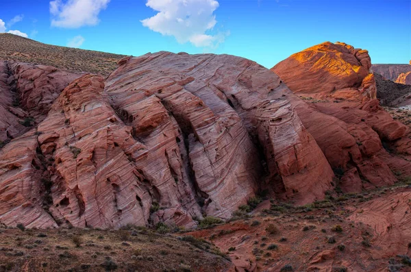 Rosafarbene Felsen Und Berge Des Valley Fire Mit Epischem Sonnenuntergang — Stockfoto