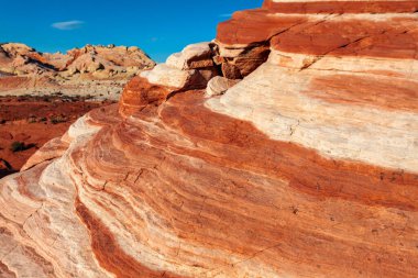 Ateş Vadisi 'nin kıvrımlı pembe manzaraları 