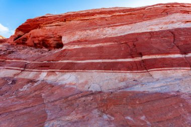 Ateş Vadisi 'nin kıvrımlı pembe manzaraları 
