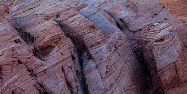 Roca Intrincada Con Líneas Color Rosa Púrpura Brillante Valle Del —  Fotos de Stock