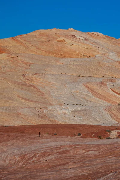 Krzywy Skalisty Różowy Pomarańczowy Krajobraz Kolorowe Krajobrazy Doliny Ognia — Zdjęcie stockowe