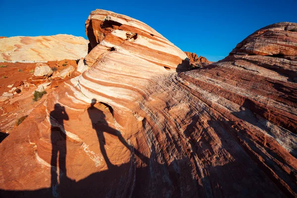 Curvy Orange Sand Colored Rock Colored Landscapes Shadows People Valley — Stock Photo, Image