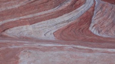 Nevada çölündeki Ateş Vadisi Parkı 'nda kaya oluşumları, ABD