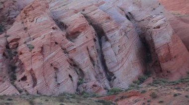 Nevada çölündeki Ateş Vadisi Parkı 'nda kaya oluşumları, ABD