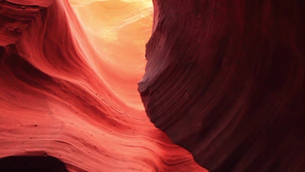 美国亚利桑那州的羚羊峡谷的影像 五彩缤纷的波纹岩石 绝对复杂的景色 — 图库视频影像