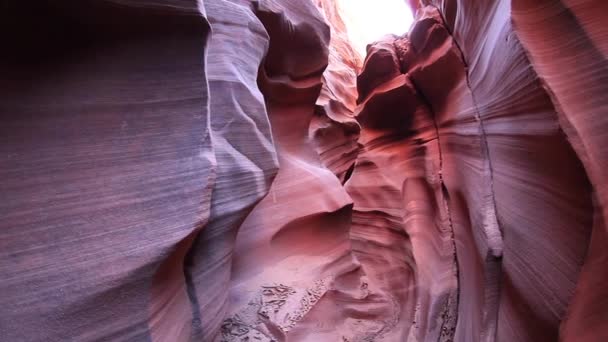 Beelden Van Schilderachtige Verbazingwekkende Vormen Van Oranje Roze Antelope Canyon — Stockvideo