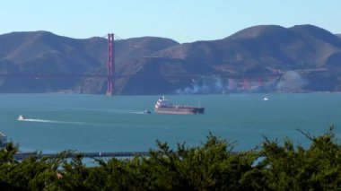 Golden Gate Köprüsü, San Francisco, California 'daki Telegraph Hill' den görüldüğü gibi, Ekim 2018.