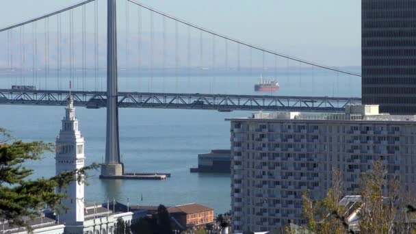Ferry Building Dan Bay Bridge Seperti Yang Terlihat Dari Telegraph — Stok Video